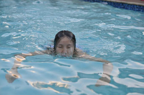 广州消毒剂厂家：游泳如何保持个人清洁